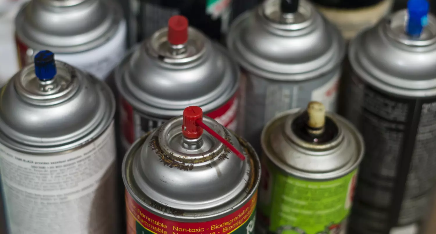 Alte Spraydosen