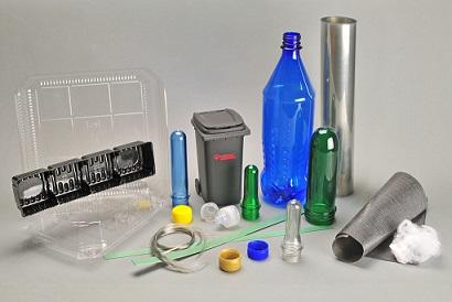Verwendung PET-Flakes Das Bottle-to-Bottle-Recycling ermöglicht die Weiterverarbeitung von PET zu neuen Produkten.