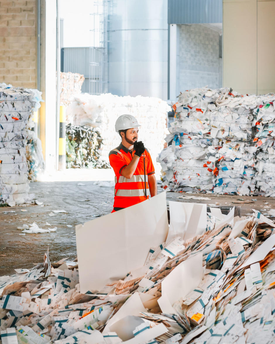 Quantität und Qualität: Veolia unterstützt Papier-, Verpackungs- und Nahrungsmittelhersteller dabei, dass neben der Quantität auch die Qualität des zu- kunftsträchtigen Rohstoffs stimmt.