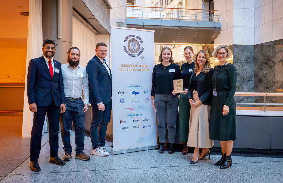 VEOLUTIONS Preisverleihung European Paper Recycling Council-Award Gruppenbild