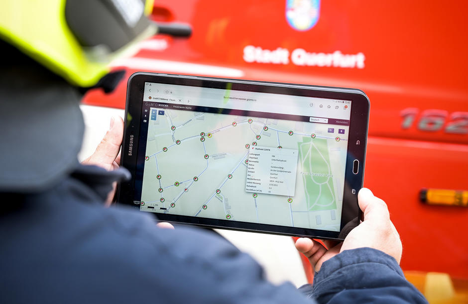 VEOLUTIONS Löschwassersicherung Slideshow GisMO 1 Tablet Anwendung